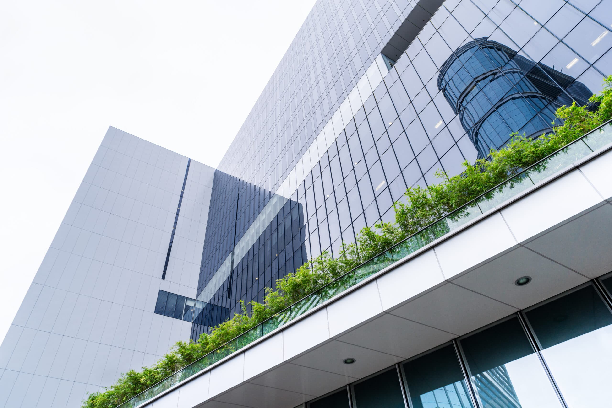 Green Buildings and Their Importance: Energy Efficiency, Water Management, and Long-Term Performance